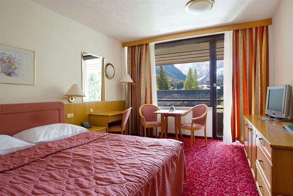 קרנייסקה גורה Hotel Kompas מראה חיצוני תמונה